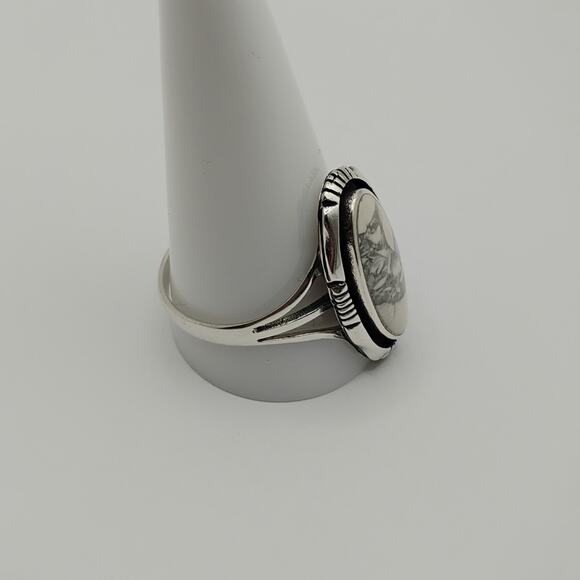 White Buffalo Ring in Sterling Silver sz 13 - Picture 4 of 6